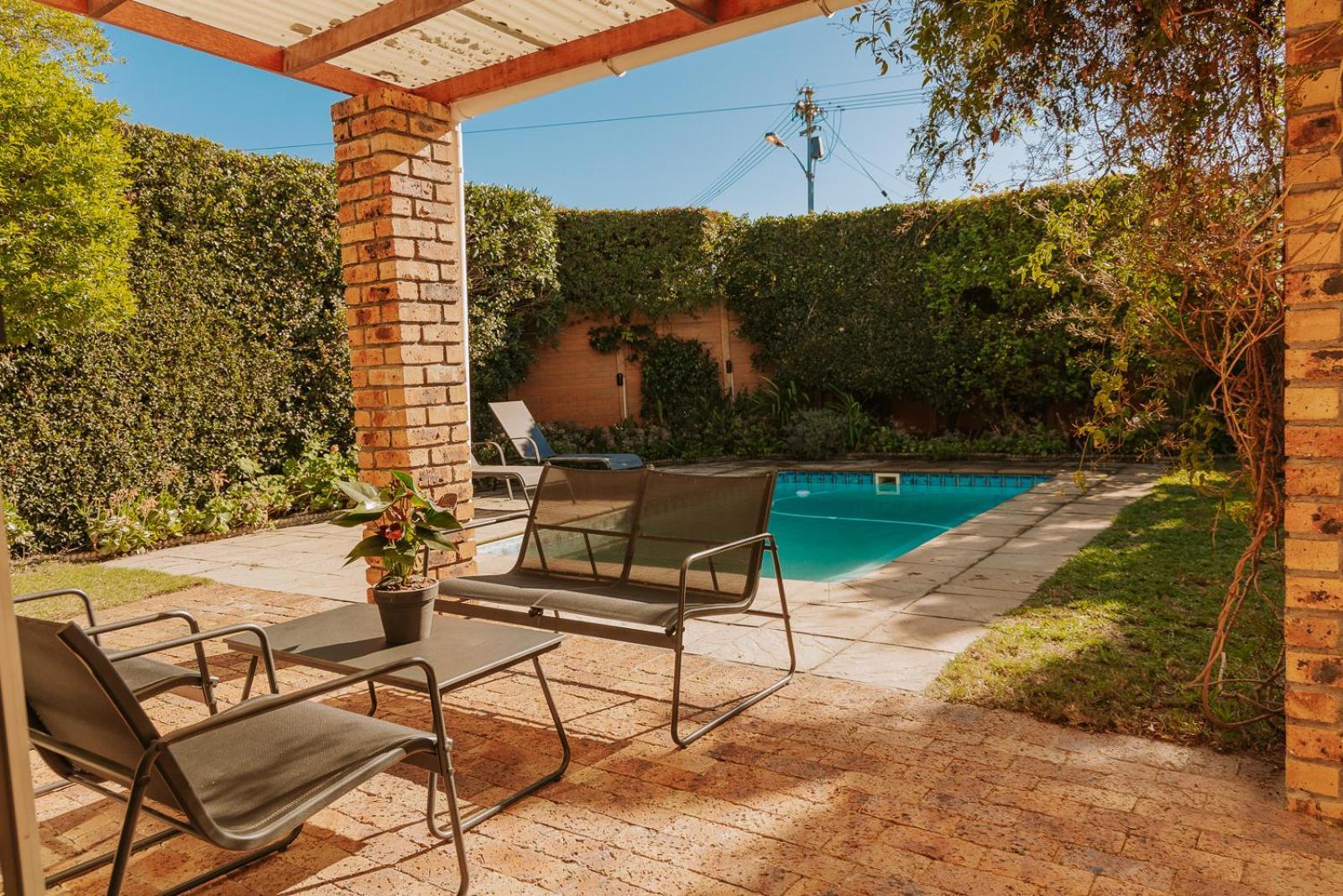 Holiday home 15 On Boundary, Constantia -diep River Area