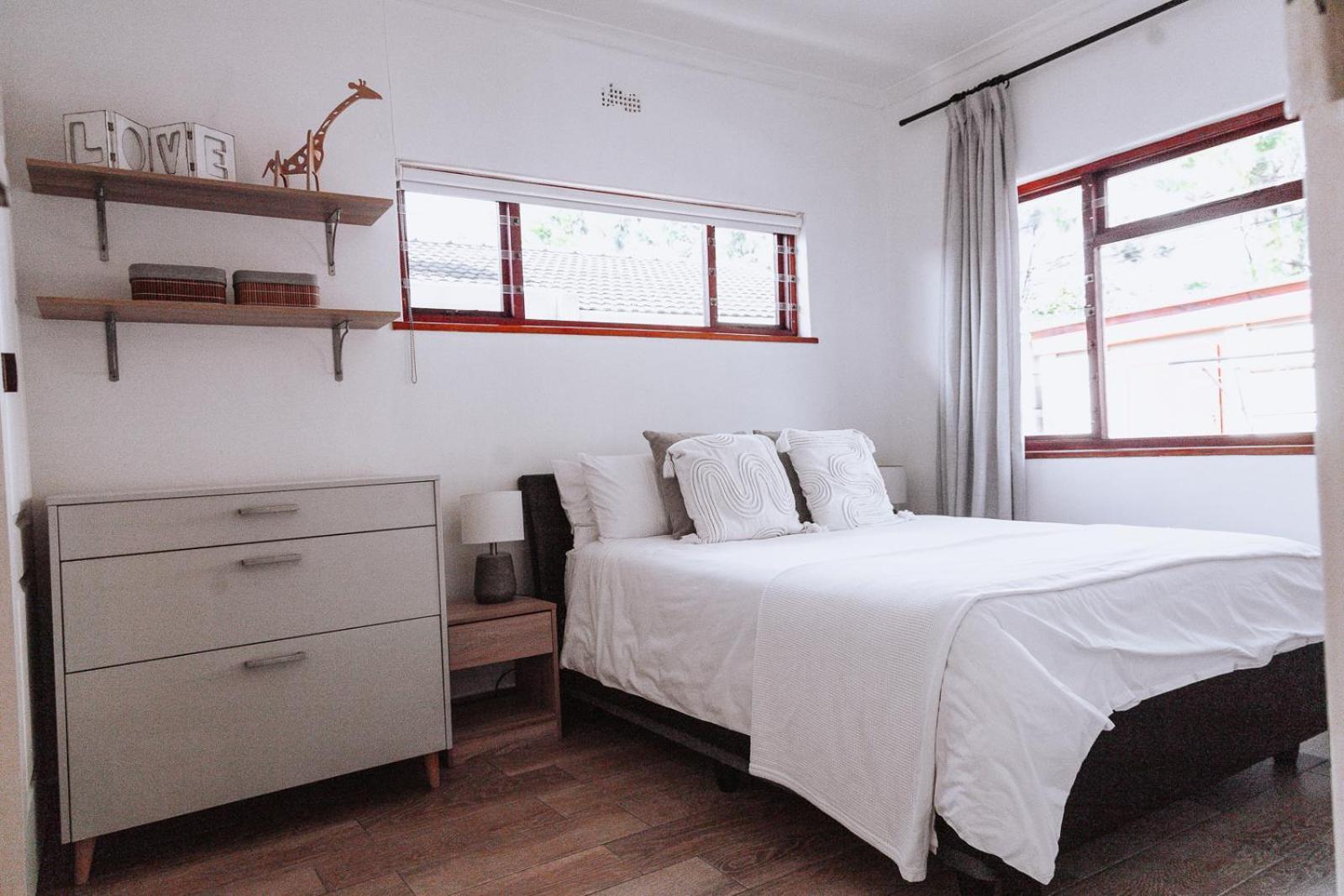 15 On Boundary, Constantia -diep River Area Cape Town